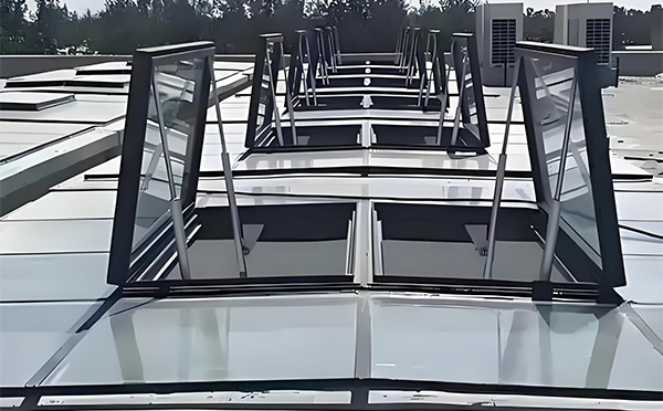 阿勒泰兰州阿勒泰排烟窗选型安装与维护实用指南