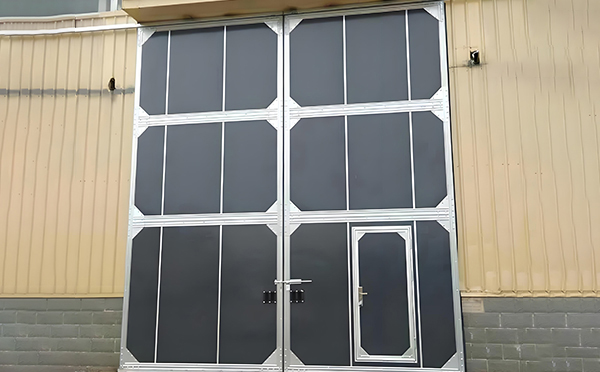 厂房阿勒泰工业门选择与维护全解析：提升效率与安全的关键要素